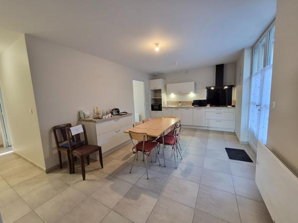 MAISON 3ch +Grenier +Cour +Atelier +Jardin +Garage