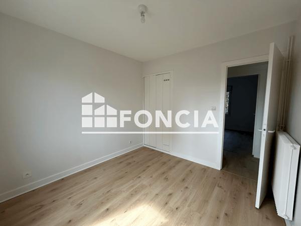 Location Appartement 4 pièces 70.47 m² - 8 RUE DOCTEUR ROUX Caen 14000