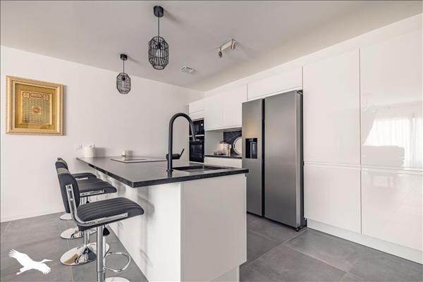 Maison à vendre |  Rochefort |  4 pièces | 125 m²