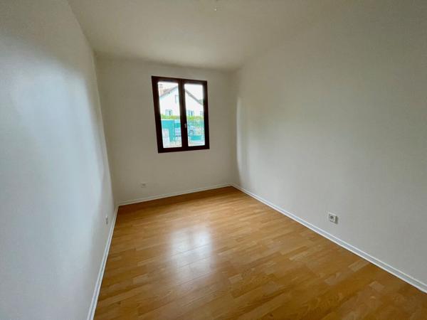 Maison SAINT REMY LES CHEVREUSE 5 pièce(s) 77 m2