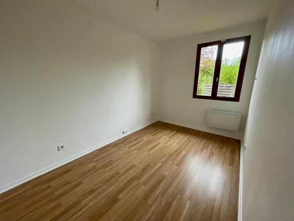 Maison SAINT REMY LES CHEVREUSE 5 pièce(s) 77 m2