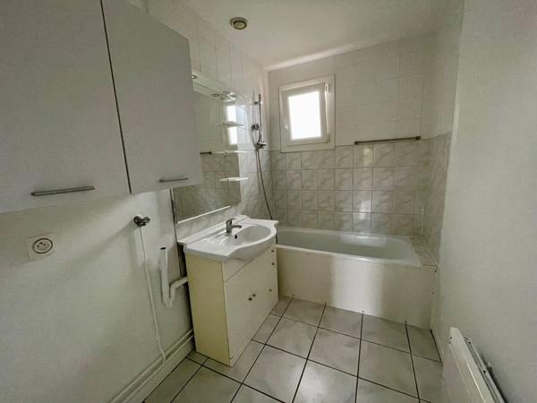 Maison SAINT REMY LES CHEVREUSE 5 pièce(s) 77 m2