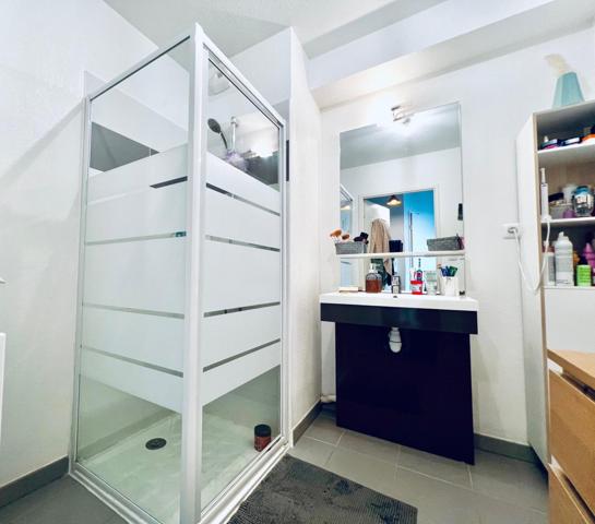 Appartement T3 56 m2 balcon et vue mer