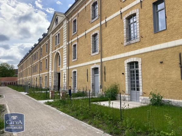 Appartement à louer 1 pièce 38.44m²