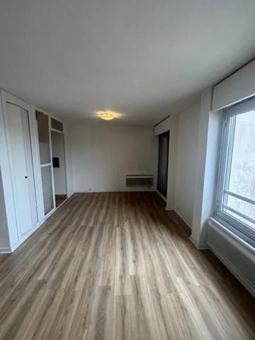 Appartement à louer à Paris (75010)