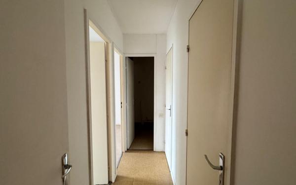 Appartement à louer    3 pièces •  Istres