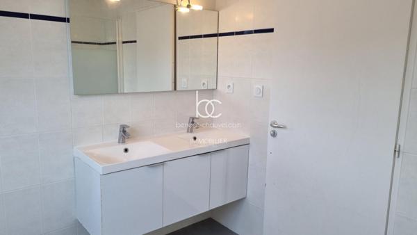 SURZUR Maison 5 pièces 130 m²