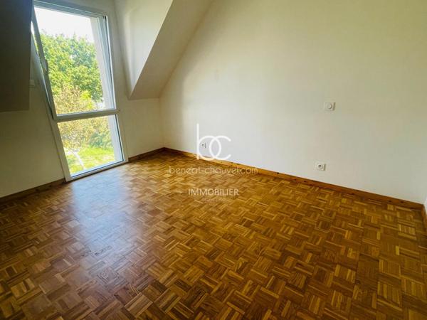 SURZUR Maison 5 pièces 130 m²
