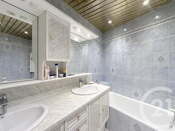 Appartement F3 à vendre  3 pièces - 68,67 m2 MANDELIEU LA NAPOULE - 06