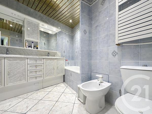 Appartement F3 à vendre  3 pièces - 68,67 m2 MANDELIEU LA NAPOULE - 06