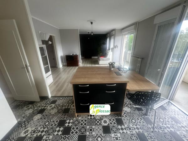 APPARTEMENT T3 avec TERRASSE - CAVE - PARKING