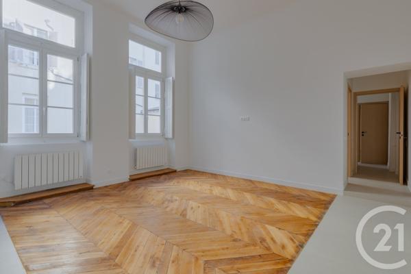 Appartement F4 à vendre  4 pièces - 72,21 m2 LYON - 69002