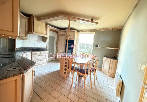 Maison à vendre 6 pièces de 203 m²