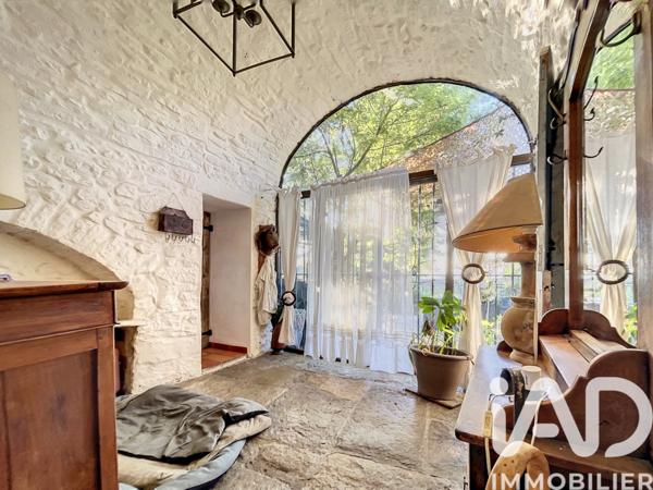 Maison à vendre 10 pièces 230 m² Corconne