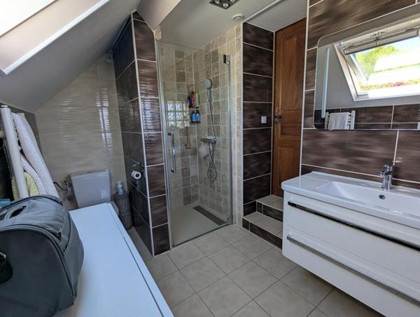 Propriété 8 pièces avec piscine couverte