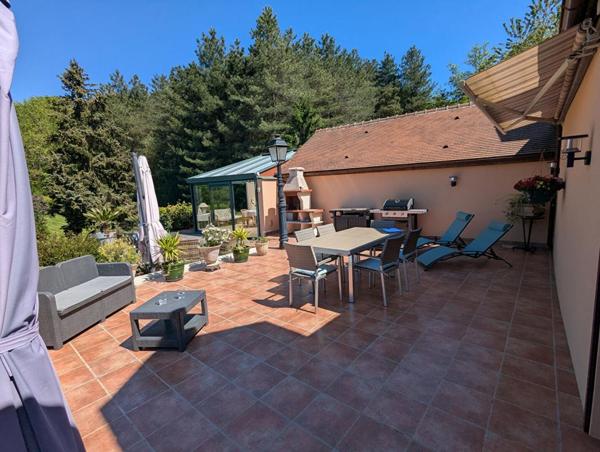 Propriété 8 pièces avec piscine couverte