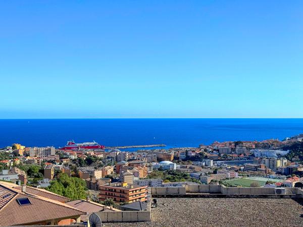 Vente Appartement  5 pièces Bastia Ville Di Pietrabugno