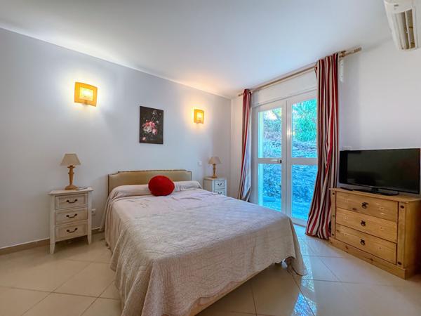 Vente Appartement  5 pièces Bastia Ville Di Pietrabugno