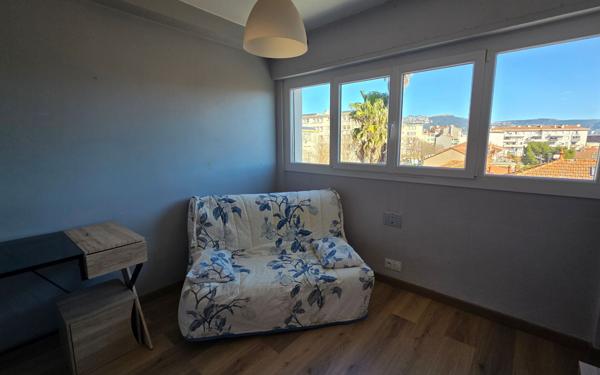 Appartement à vendre    3 pièces • 55 m2 La Seyne-sur-Mer