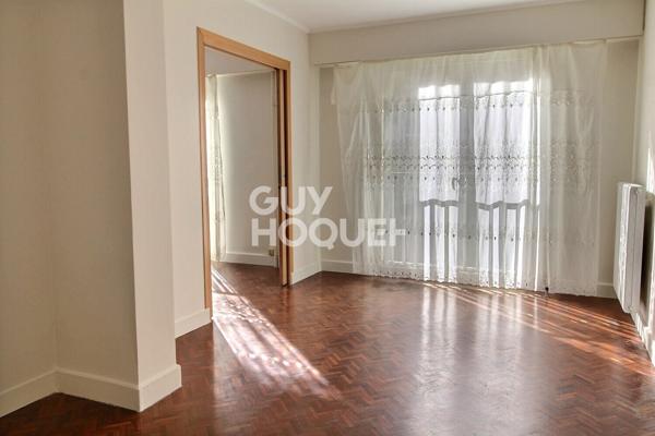 VERSAILLES Grand Siècle , appartement 4 pièces de 118, 79 m².