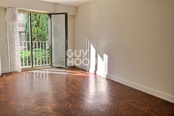 VERSAILLES Grand Siècle , appartement 4 pièces de 118, 79 m².
