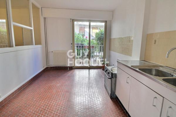 VERSAILLES Grand Siècle , appartement 4 pièces de 118, 79 m².