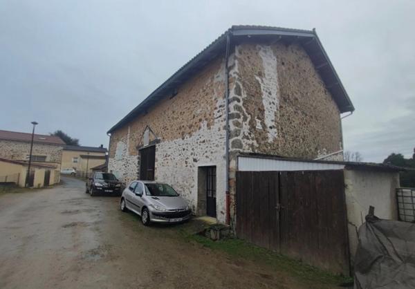 Grange et maison a rénover - fort potentiel - COUZEIX (87)