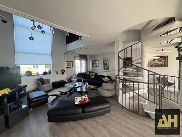 BREST PROXIMITÉ FAC DE MÉDECINE - BELLE PROPRIÉTÉ DE PLUS DE 285 M2 HABITABLES - RARE SUR LE MARCHÉ BRESTOIS