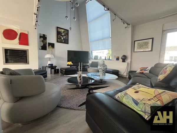 BREST PROXIMITÉ FAC DE MÉDECINE - BELLE PROPRIÉTÉ DE PLUS DE 285 M2 HABITABLES - RARE SUR LE MARCHÉ BRESTOIS