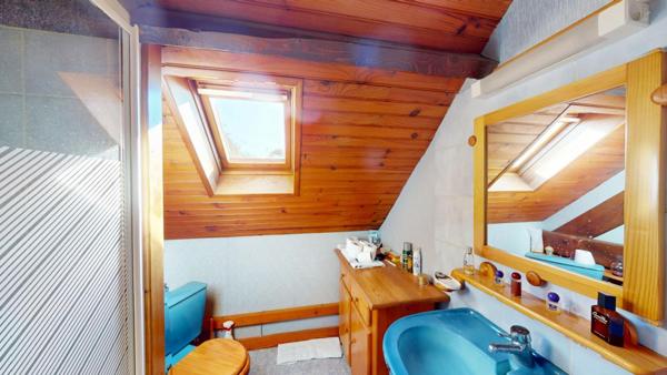 Maison 5 pièces avec terrain constructible 320 000