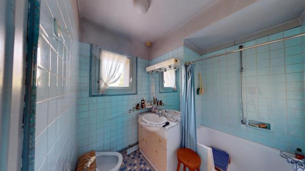 Maison 5 pièces avec terrain constructible 320 000