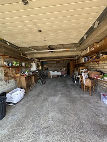 CHATILLON SUR SEINE : maison de 230m² proche du centre ville année 1960 avec terrain de 1700m². Châtillon-sur-Seine (21400)