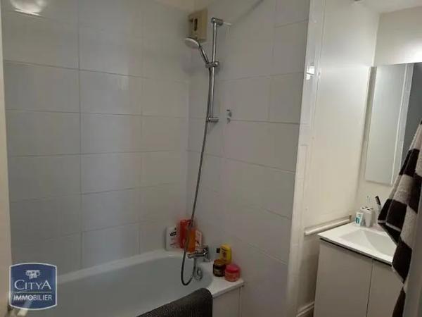 Appartement à louer 2 pièces 40m² Lille (59000)