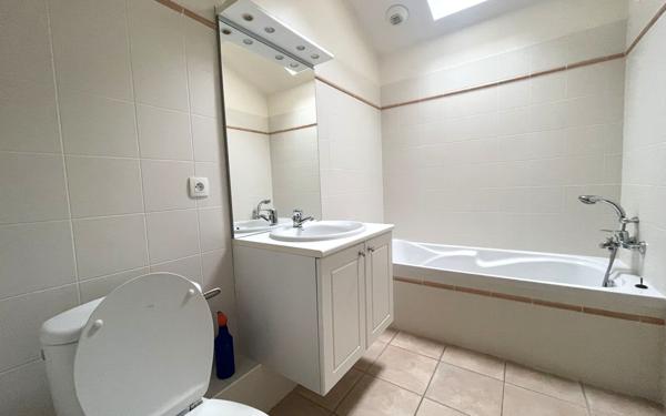 Maison à louer    5 pièces • 130 m2 Ustaritz