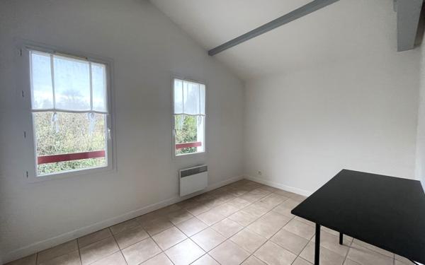 Maison à louer    5 pièces • 130 m2 Ustaritz