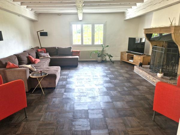 Maison 9 pièces - 374 m² Bien prestige