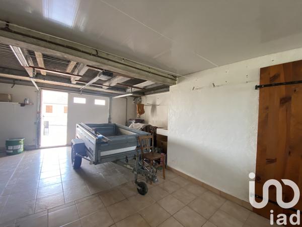 House for sale 4 rooms 71 m² Colombier