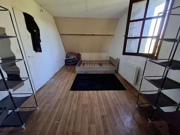 Pavillon proche VERNEUIL SUR AVRE 6 pièce(s) 101 m2 + terrain