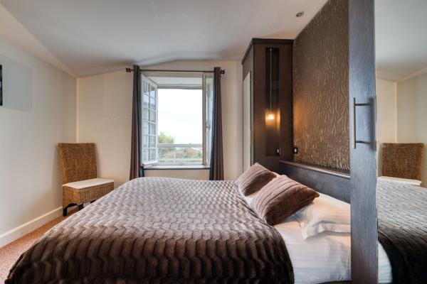 Beau Moulin exploité en hotel restaurant de charme