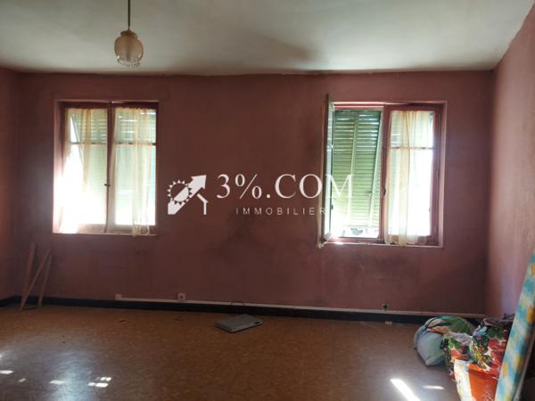 Maison 6 pièce(s) 2 chambre(s) 300 m²