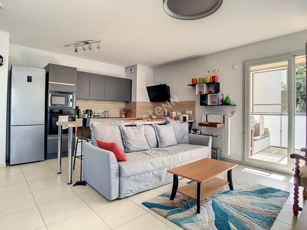 Annecy (secteur Cran Gevrier) _ Spacieux appartement 2 pièces de 61,96 m², à vendre avec terrasse et garage