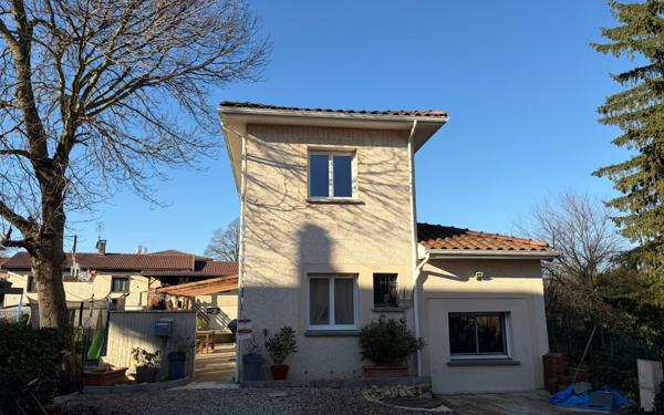 Maison à vendre    5 pièces •  Meyssiès