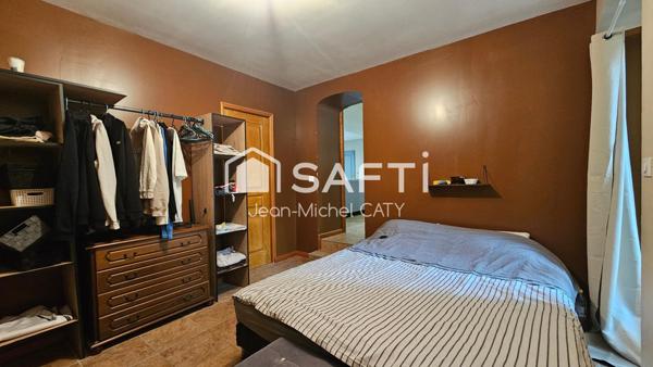 BONNY SUR LOIRE, belle maison en pierre de 116 m².