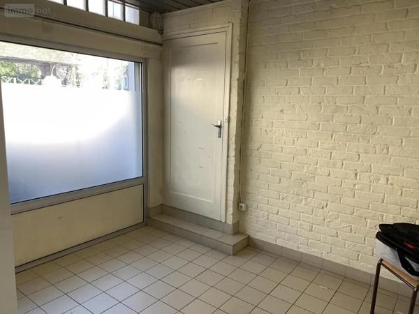 Location - Fonds et/ou murs commerciaux Arras 62000 40 m 2