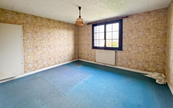 Maison à vendre    3 pièces • 150 m2 Saint-Arnoult