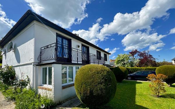 Maison à vendre    3 pièces • 150 m2 Saint-Arnoult