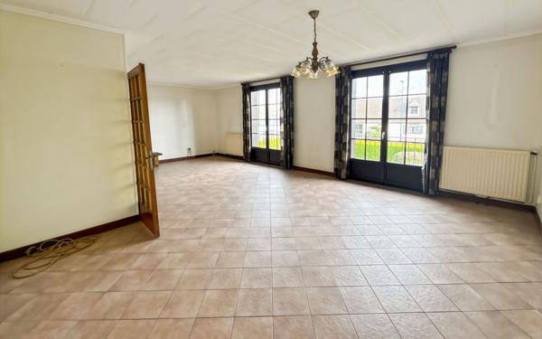 Maison à vendre    3 pièces • 150 m2 Saint-Arnoult