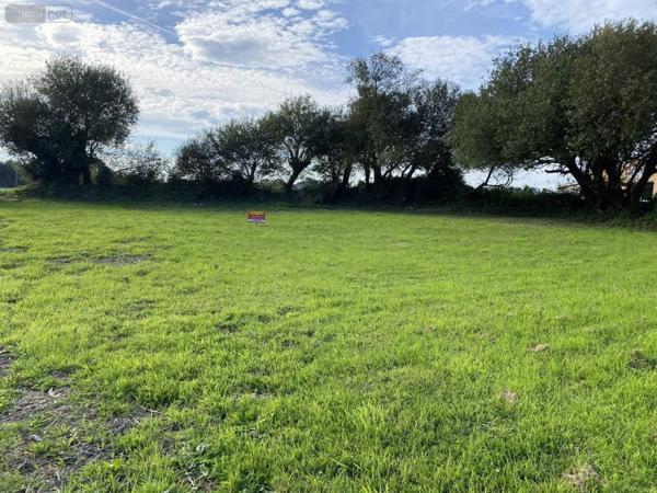 Maison à vendre à Lanmeur dans le Finistère (29620), ref : 091/662   
en direction de locquirec