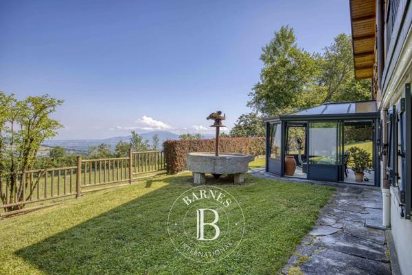 La Roche-sur-Foron, Chalet 4 Chambres -  185 m² à vendre