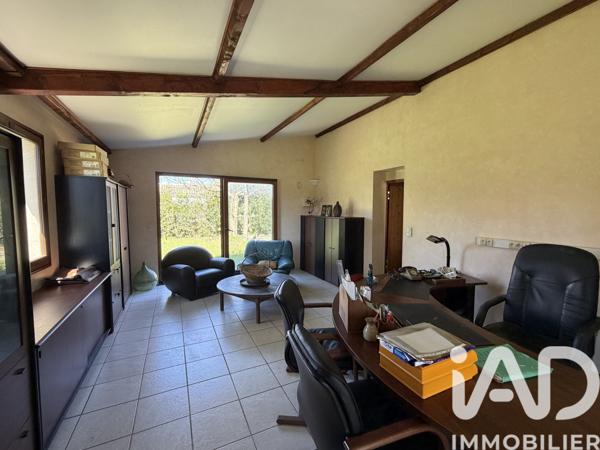 Maison à vendre 5 pièces 145,49 m² Alès